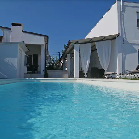 House Bonita * פולה