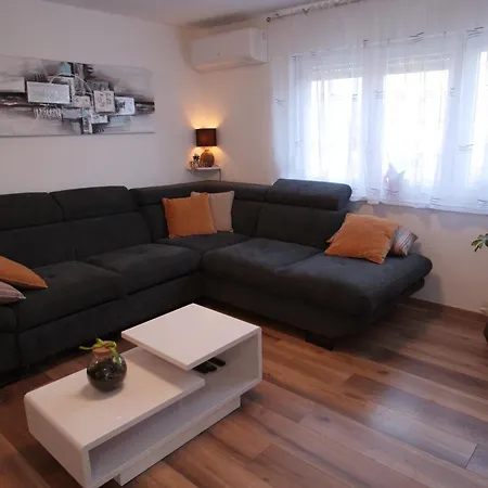 House Bonita Semesterbostad *
